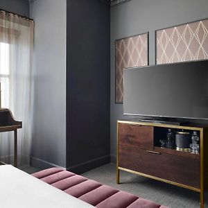 Zimmer mit Queensize-Bett